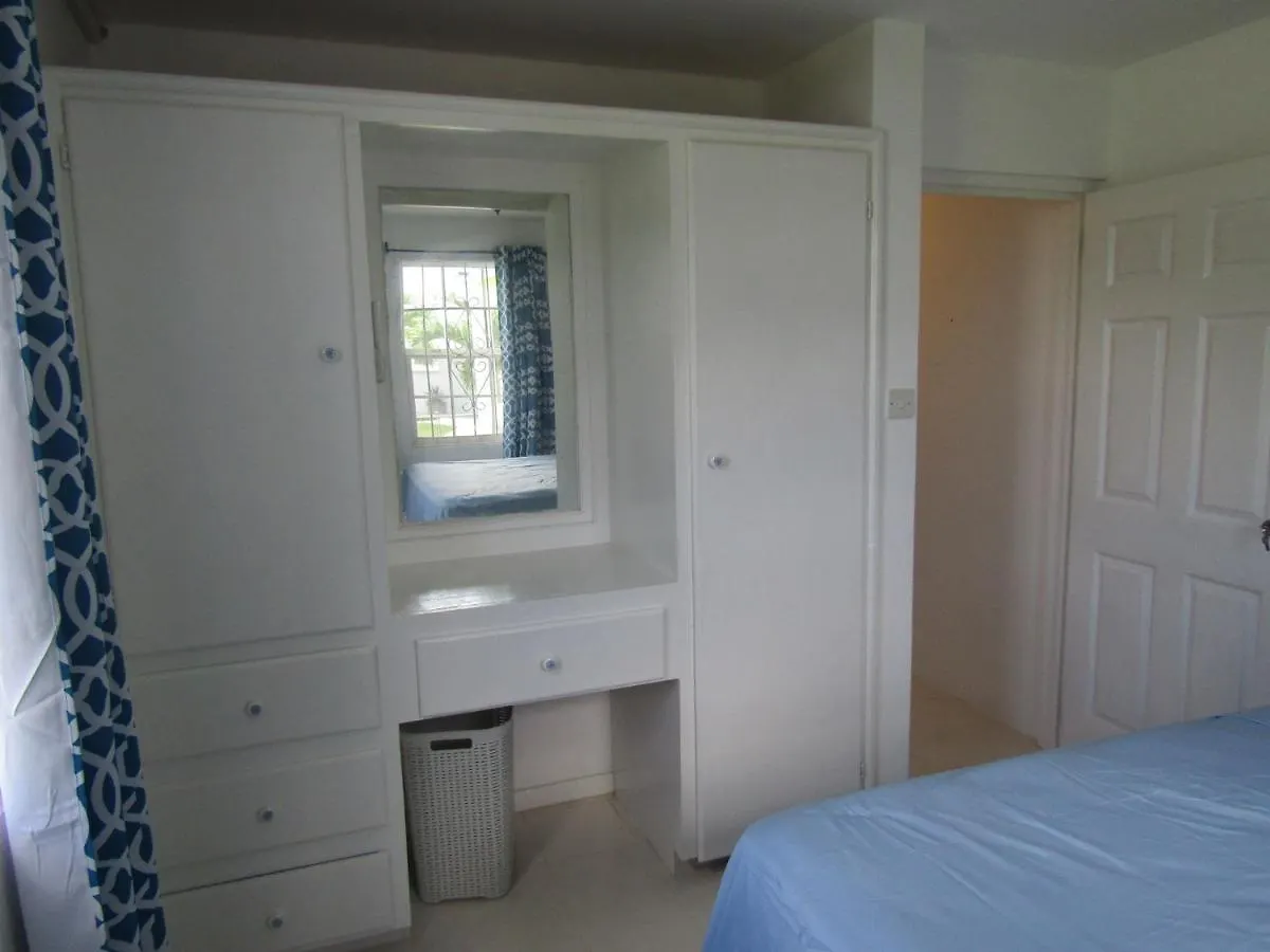 Dover Apt 1 By Dover Beach Christ Church 0*,  Barbados